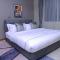 1 Bedroom Suite In 3 Bedroom Apartment