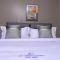 1 Bedroom Suite In 3 Bedroom Apartment
