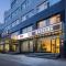 East Sacred Hotel - very close to the Drum tower And Nanluoguxiang Houhai Bar Very close to the bird's nest water cube - 北京