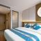 East Sacred Hotel - very close to the Drum tower And Nanluoguxiang Houhai Bar Very close to the birds nest water cube