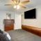 Pet-Friendly Lorain Retreat with Fenced Yard! - Lorain