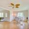 Captain Cook Home on Quiet 3 Acres with Fruit Trees