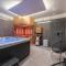 Villa Alison Deluxe with private spa and heated swimming pool