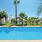 Spacious Villa with Pool near the Beach in Alicante