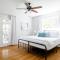 2 bed 2 bath Modern Farmhouse in Old Town Spring