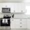 2 bed 2 bath Modern Farmhouse in Old Town Spring