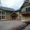 McKenzie River Retreat