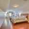 High Point Vacation Rental with Private Deck!