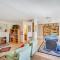 Quaint Big Bear Home with Hot Tub 4 Mi to Skiing!