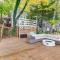 Horseshoe Lake Vacation Rental with Deck and Kayaks!
