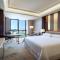 Sheraton Grand Zhengzhou Hotel