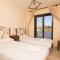 2233-Lovely 2 bedrooms on the beach, pool and port