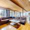 Resting Eagle Beach House