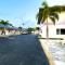 2q Suite Apt W Shared Pool 10 To Beach 05 - Clearwater