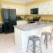 *Spacious King Suite- central to Duke/UNC/Airport - دورهام