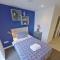 Signature House - Contemporary Studios in Coventry City Centre, free parking, by COVSTAYS