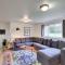 Serene Palmer Home Walk to Downtown and Riverfront! - بالمير