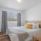 Serene Palmer Home Walk to Downtown and Riverfront! - بالمير
