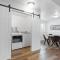 Serene Palmer Home Walk to Downtown and Riverfront! - بالمير