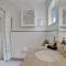 The Dreamcatcher - 4 Bed, 2 Bath, Private Heated Pool, BBQ, Game Room, Park