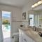 The Dreamcatcher - 4 Bed, 2 Bath, Private Heated Pool, BBQ, Game Room, Park