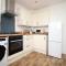 Beautiful Modern House with Free Parking - Swansea
