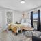 Unit 5: Sun drenched studio with tranquil vibes