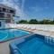Hotter Otter-6 beds-private pool-kid/pet friendly-walk to beach!
