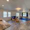 Hotter Otter-6 beds-private pool-kid/pet friendly-walk to beach!