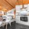 Bowness 45 - 2 bedroom Lake Windermere Lodge
