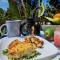 Mango Sunset Bed and Breakfast
