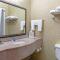 Best Western Plus Bradbury Inn and Suites - Waycross