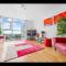 Stunning Spacious City Apartment with free parking
