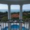 Ocean West Boutique Hotel