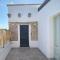 2 bedrooms house at Torre Pali 700 m away from the beach with sea view furnished garden and wifi