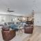 Luxury Estate with Stadium TDJ Views Sleeps 20 - ساوث بند Luxury Estate with Stadium TDJ Views Sleeps 20 - ساوث بند