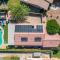 Splash Pad Pool Spa Ping Pong Bbq, Gorgoues mnt views