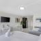 Waterfront Studio with Free Parking - ميامي بيتش