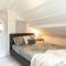 Chalet du Village - Rustic charm, lake - beach access