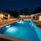 Stunning Villa for 10 people with large heated pool-50m2, jacuzzi and gym - by TA Leut Agency - Privlaka