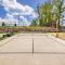 NEW! Luxury Lakefront Lodge 1- FREE Pool/Hot Tub, Pickleball, Mini Golf and More!