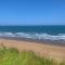 Family Tides at The Bay Filey, sleeps 5-6, 2 dogs welcome for free too