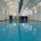 Mariners, The Bay, 2 bedrooms with ensuites, parking nearby, 1 medium or 2 small dogs welcome