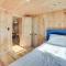 Lakefront Kalkaska Cottage with Fire Pit! - 卡尔卡斯卡