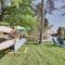 Lakefront Kalkaska Cottage with Fire Pit! - 卡尔卡斯卡