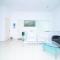 Villa Biru with Private Pool & Balcony