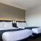 Motel 6-Tulare, CA