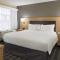 TownePlace Suites by Marriott Oshawa - Oshawa