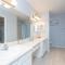 PALM COVE VACATION HOME- One level, Community pool, Pet Friendly