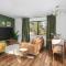Manzanita Rest